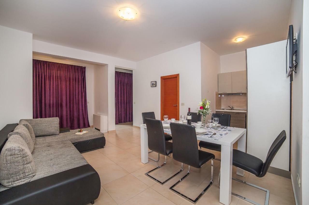 Apartments Mario Migros Makarska Dış mekan fotoğraf