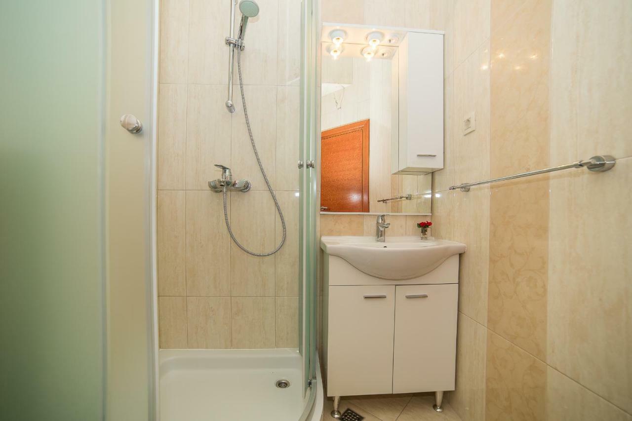 Apartments Mario Migros Makarska Oda fotoğraf